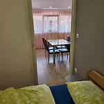 شقة Akacijev Izvir *