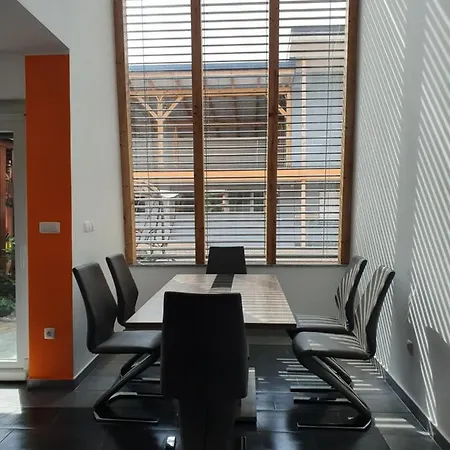 Akacijev Izvir Lägenhet *