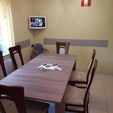 Akacijev Izvir Apartment *