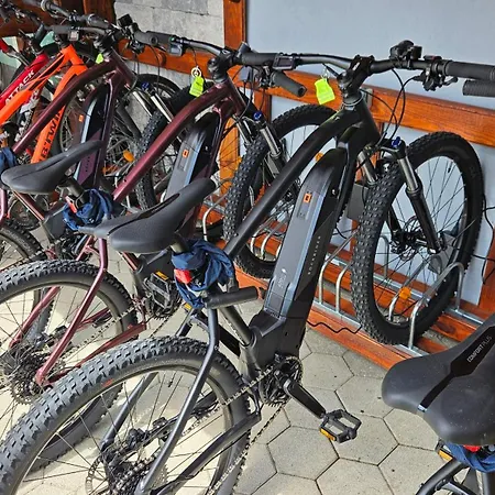 Akacijev Izvir * Miklavž na Dravskem Polju