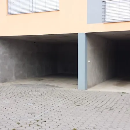 Akacijev Izvir Apartment