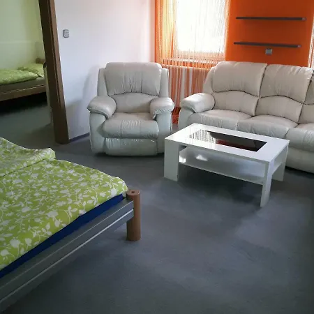 Akacijev Izvir Apartment