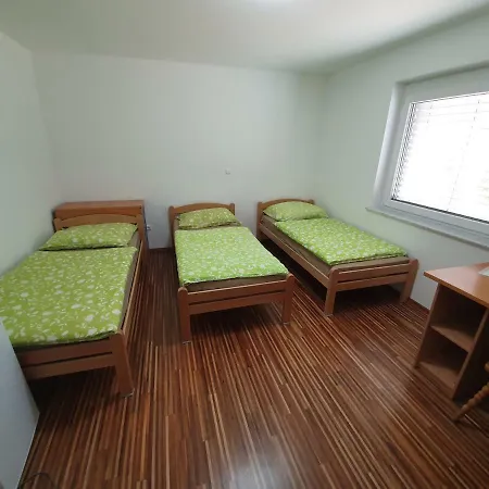 Akacijev Izvir Apartmán Miklavž na Dravskem Polju